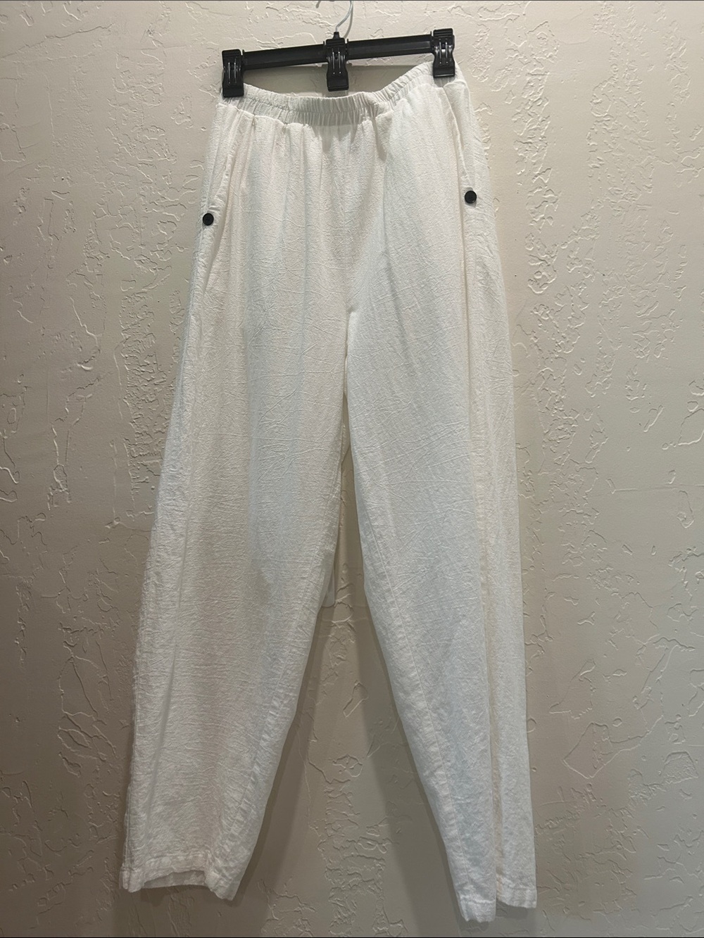 SHEIN White Textured Elastic-Waist pants